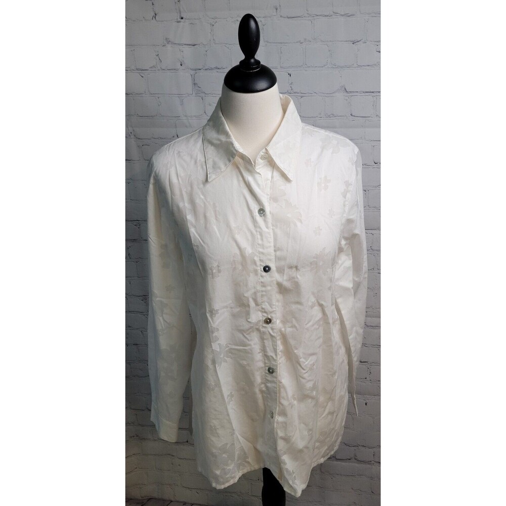 Northern Isles White Button Down with Sheer Flower Design size Med